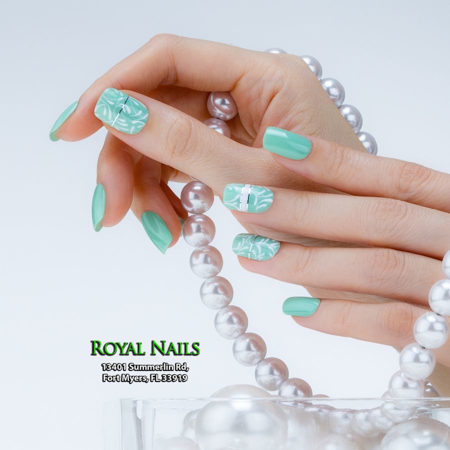 Royal Nails Collection